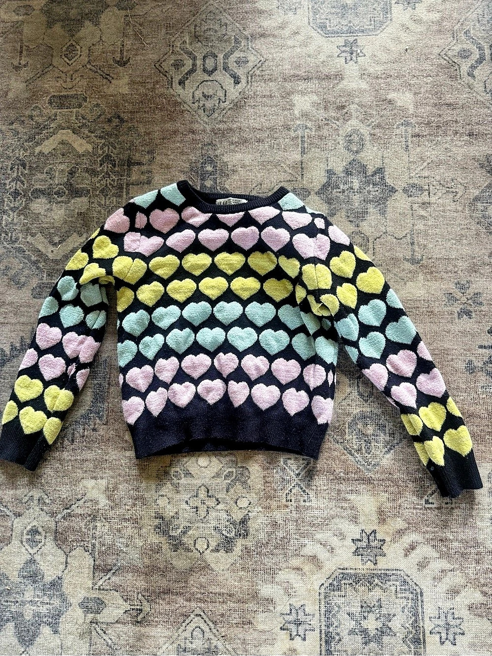H&M Heart Pattern Sweater Size Medium Like New-Kids 2-4